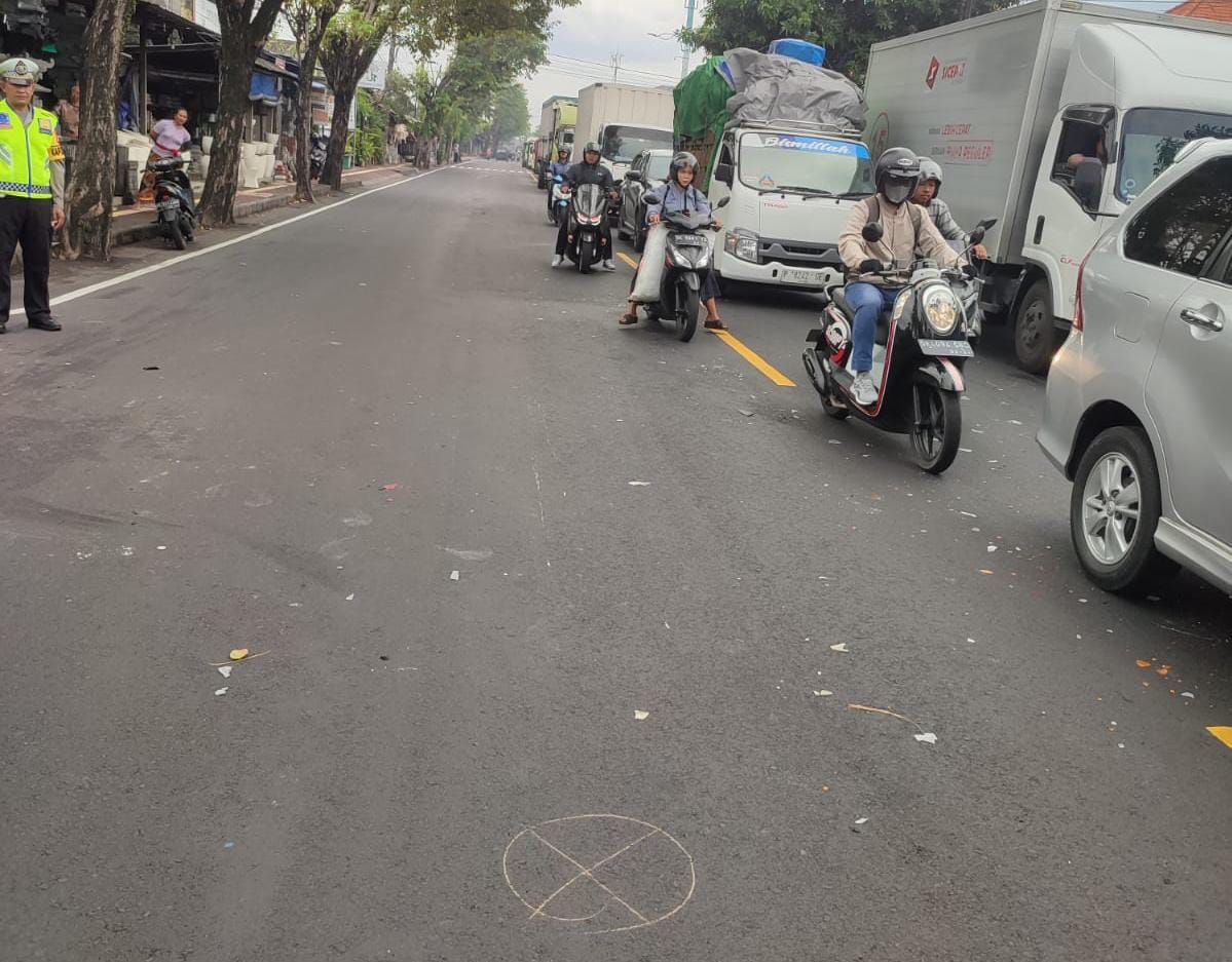 podiumnews.com-Terjadi Kecelakaan Beruntun di Kelurahan Kapal